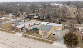 More details for 219 & 303 W Chase st, Springfield, MO - Flex for Sale