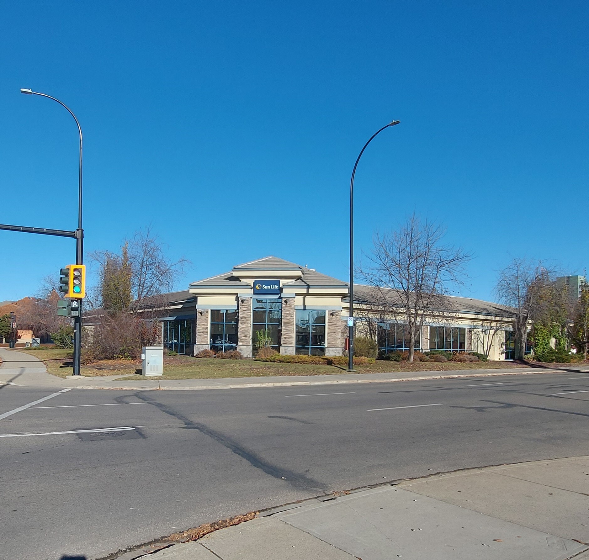 4940 Av 51, Red Deer, AB for sale Building Photo- Image 1 of 13