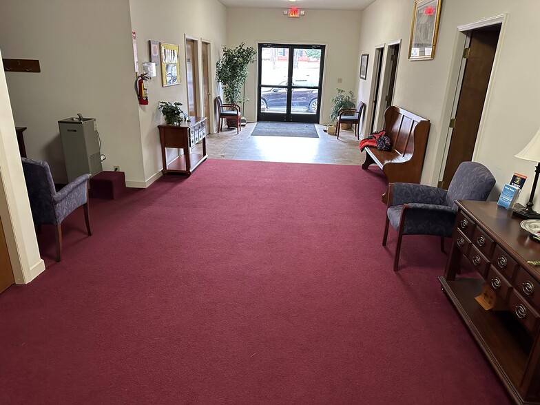 4368 Stokesdale Ave, Winston-Salem, NC for sale - Building Photo - Image 2 of 14