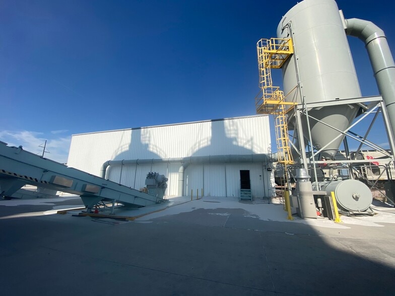 31005 Great Western Dr, Windsor, CO for sale - Building Photo - Image 2 of 14