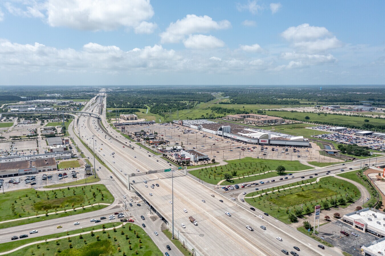 20610 Gulf Fwy, Webster, TX 77598 Baybrook Center