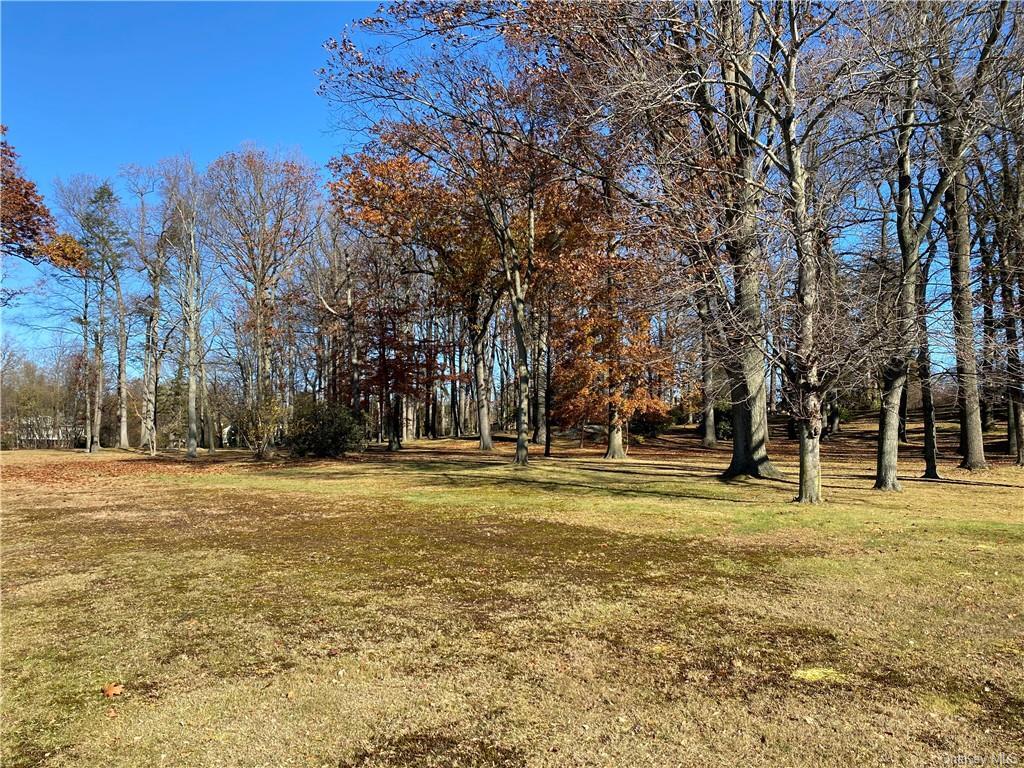 234250 Wilmot Rd, New Rochelle, NY 10804 New Rochelle, NY Lakefront