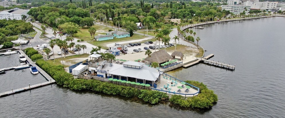 801 Riverside Dr E, Bradenton, FL for sale Primary Photo- Image 1 of 1