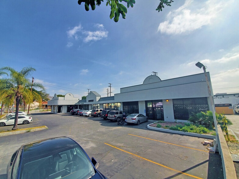 5800-5812 Pacific Blvd, Huntington Park, CA for sale - Building Photo - Image 3 of 9