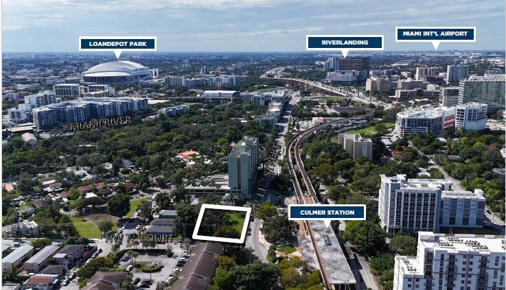 752-766 NW 11th St, Miami, FL for sale - Aerial - Image 2 of 3
