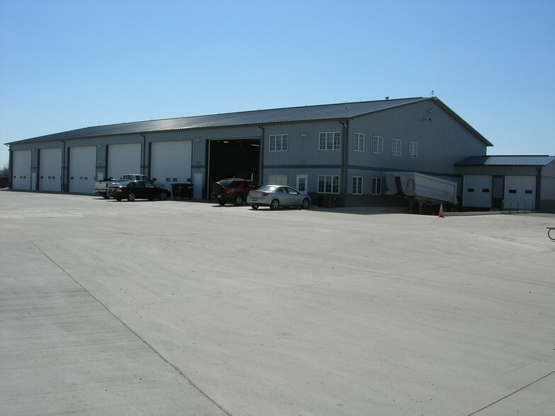 17170 US Highway 30, Hinckley, IL for sale - Building Photo - Image 1 of 1