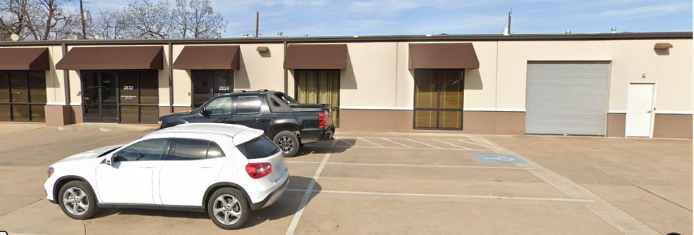 2822 W 5th St, Fort Worth, TX for lease - Building Photo - Image 2 of 4