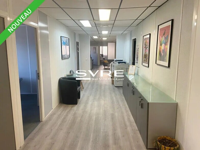 Office in Aubagne for sale - Interior Photo - Image 2 of 2
