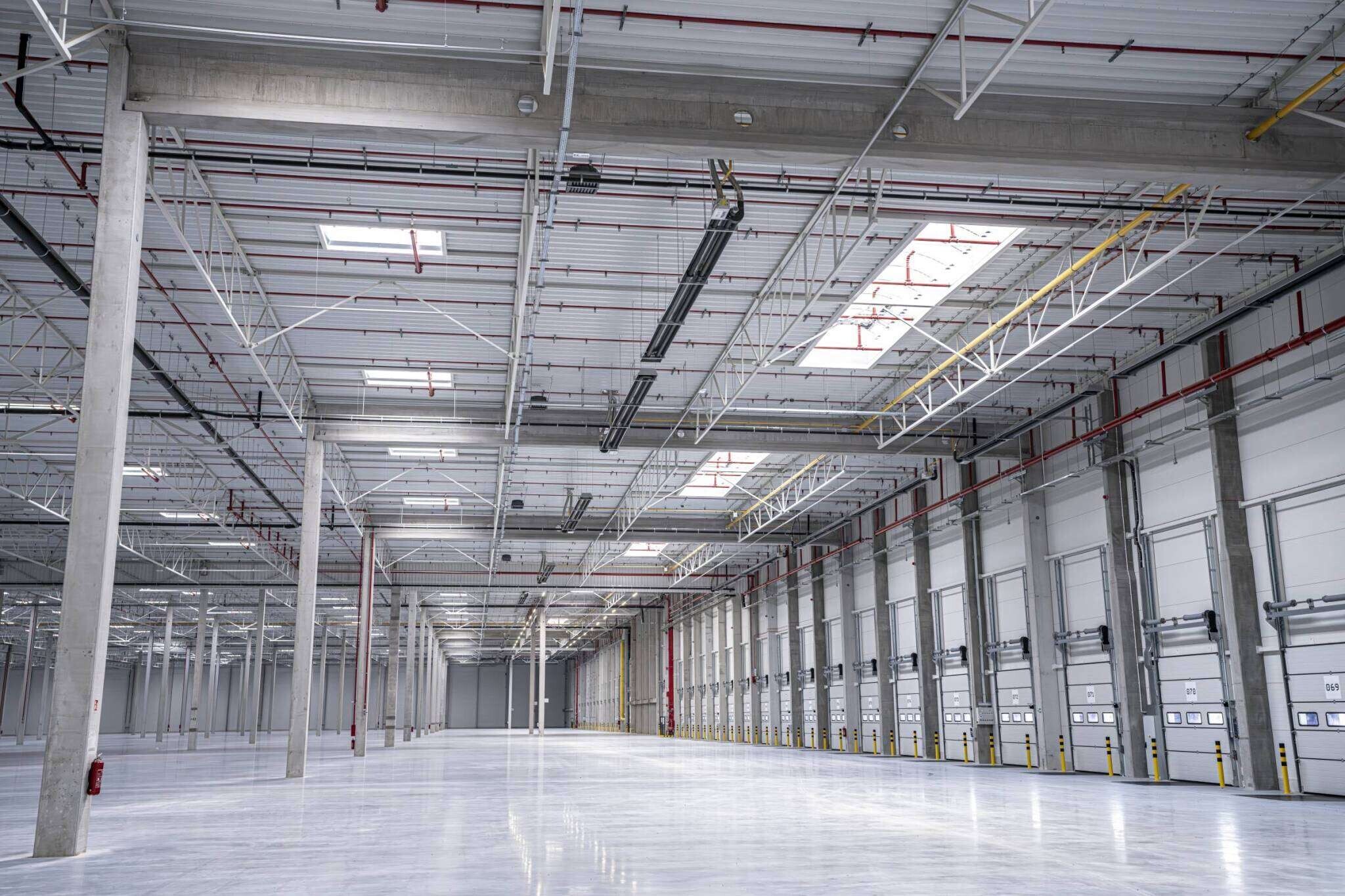  for lease Building Photo- Image 1 of 1