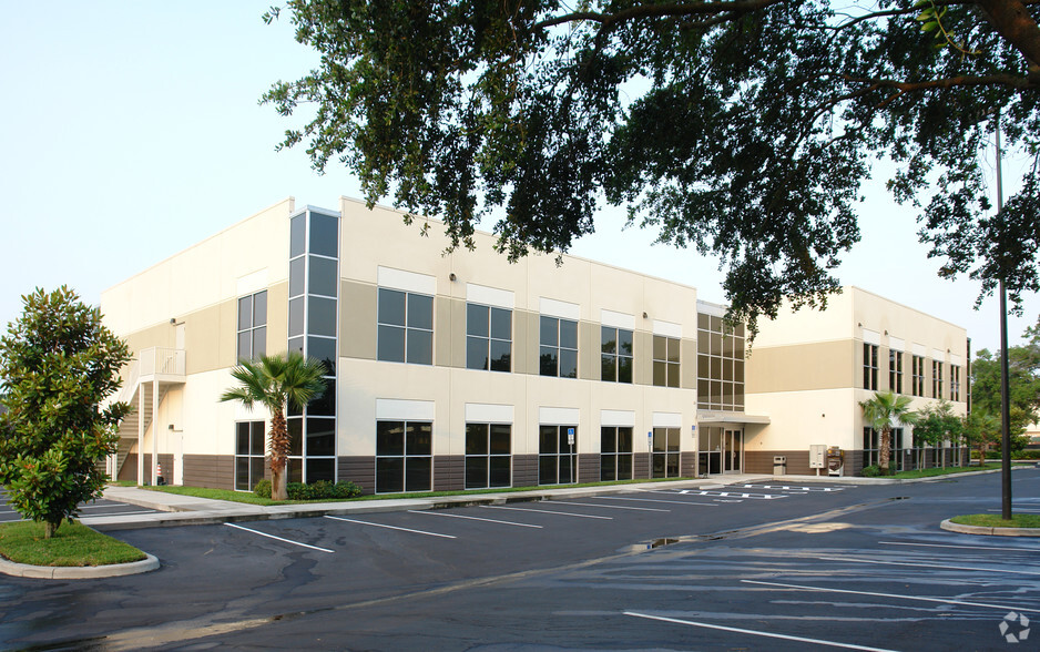 7009 Dr. Phillips Blvd, Orlando, FL for lease - Primary Photo - Image 1 of 16