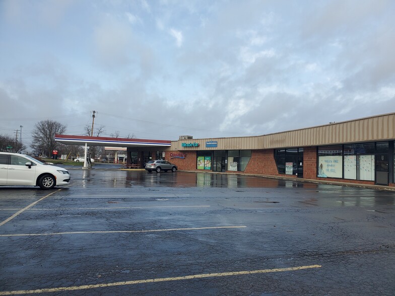 110 W Main St, Leroy, NY for lease - Building Photo - Image 1 of 4