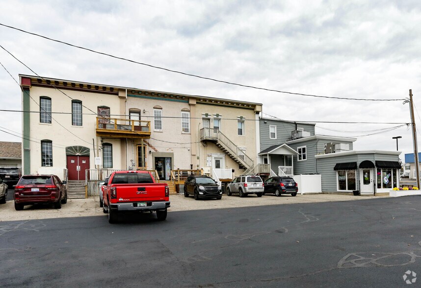 214 E Main St, Flushing, MI for sale - Building Photo - Image 1 of 1