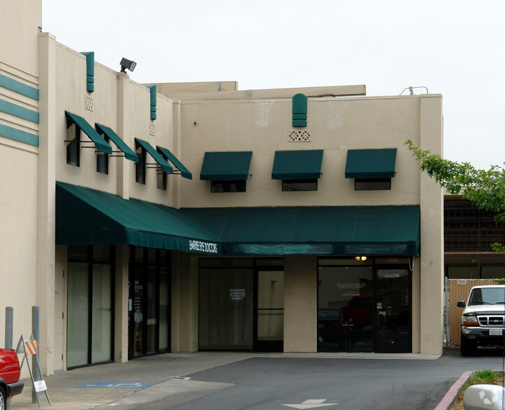 250 D St, Santa Rosa, CA for lease - Building Photo - Image 2 of 8