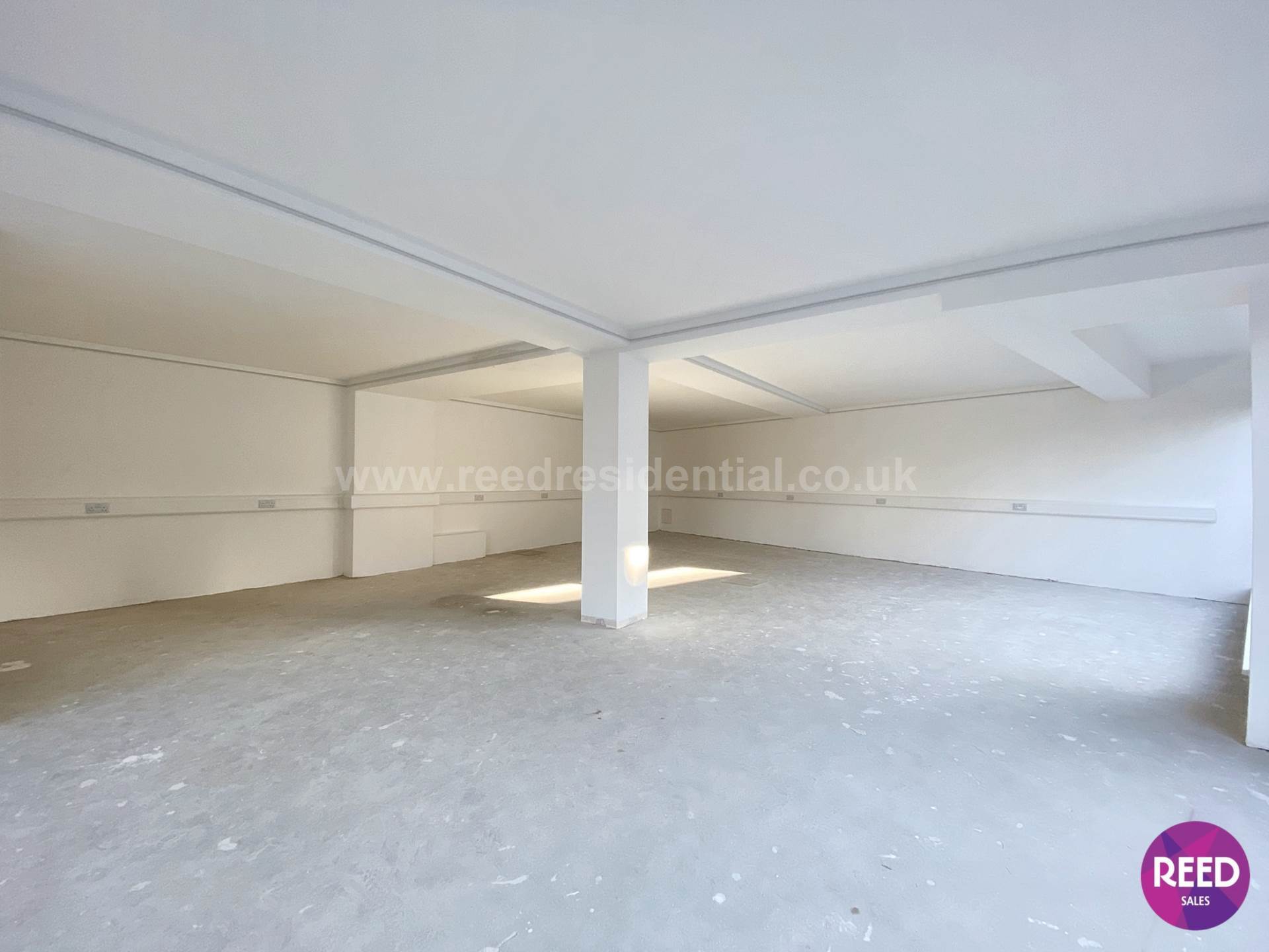 555 London Rd, Westcliff On Sea for lease Interior Photo- Image 1 of 8