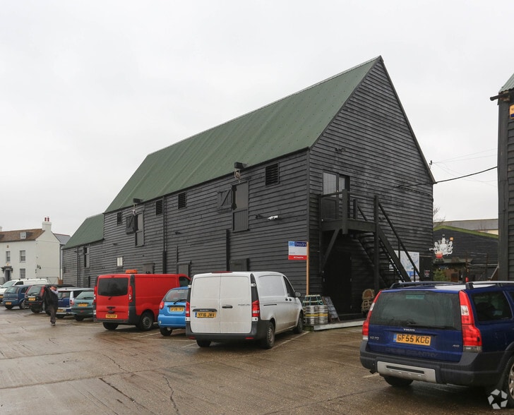 Standard Quay, Faversham for sale - Primary Photo - Image 1 of 1