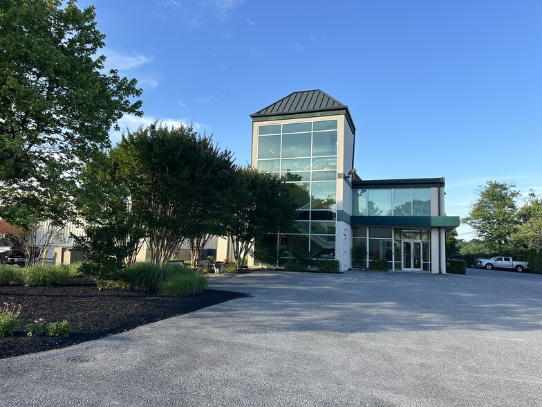 6339 Howard Ln, Elkridge, MD for lease - Building Photo - Image 1 of 8