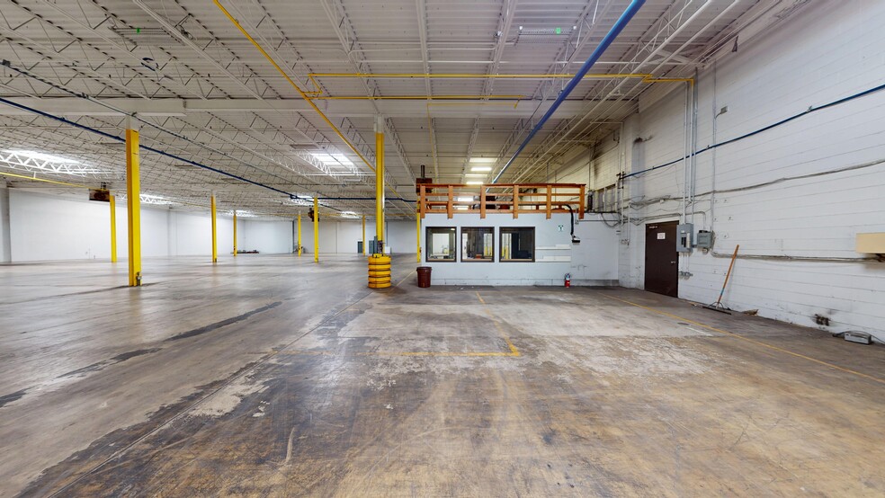 5522 Aurelius Rd, Lansing, MI for lease - Building Photo - Image 3 of 15