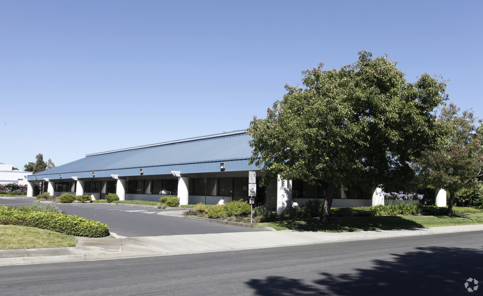 40990-40994 Encyclopedia Cir, Fremont, CA for lease - Primary Photo - Image 1 of 4