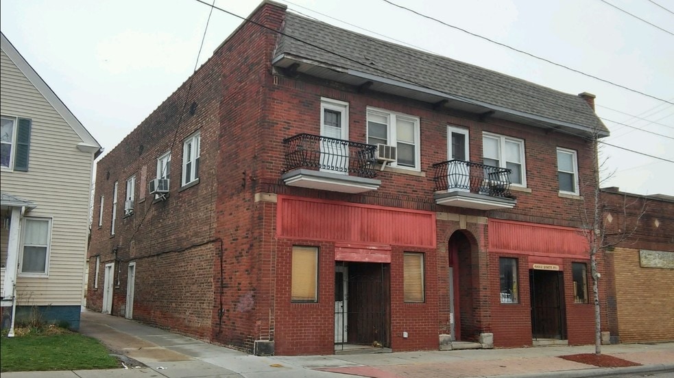 44444446 State Rd, Cleveland, OH 44109