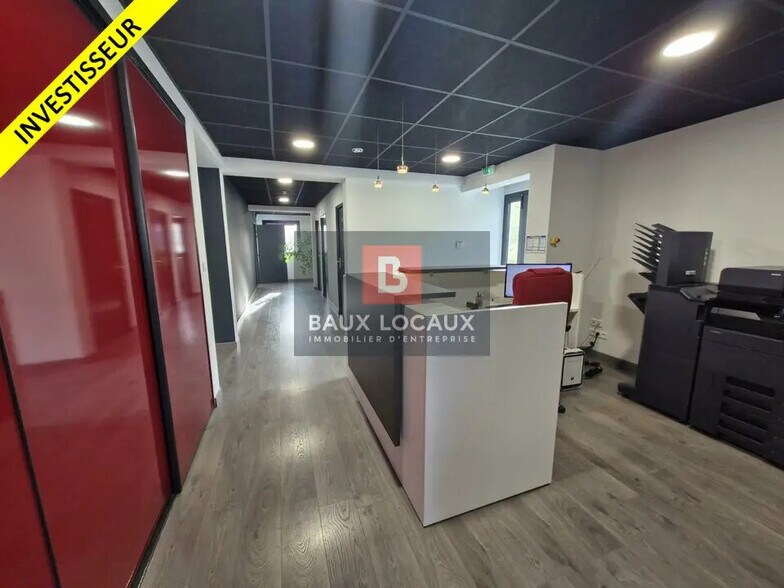 Flex in Velaux for sale - Building Photo - Image 3 of 12