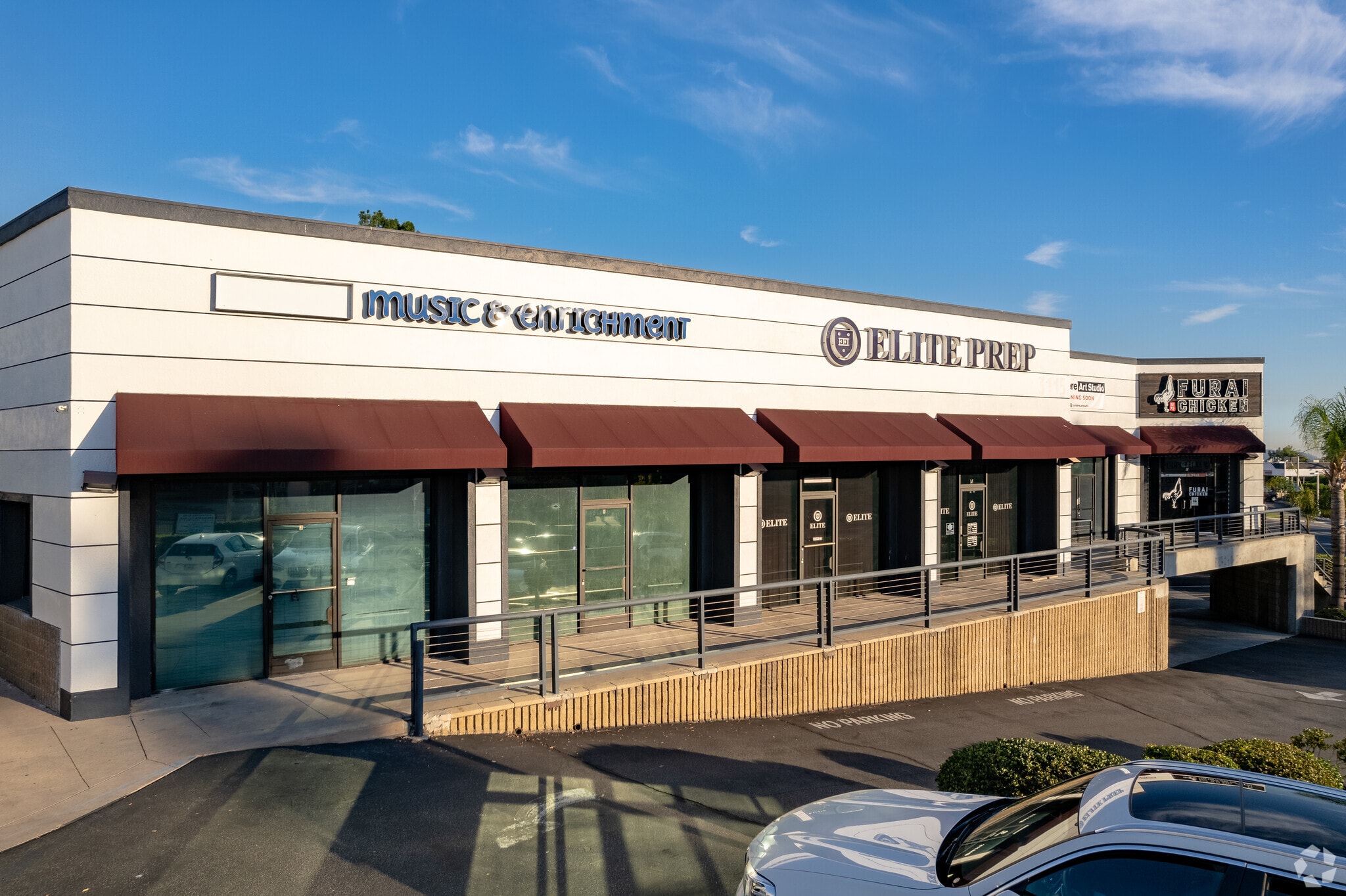 3115 Foothill Blvd, La Crescenta, CA for lease Primary Photo- Image 1 of 10