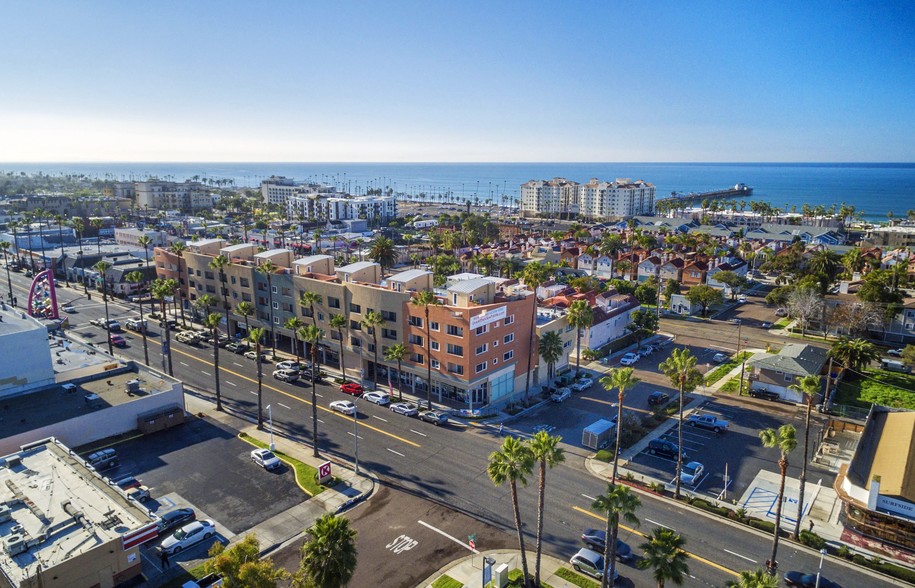 401 N Coast Hwy, Oceanside, CA for sale - Building Photo - Image 3 of 30