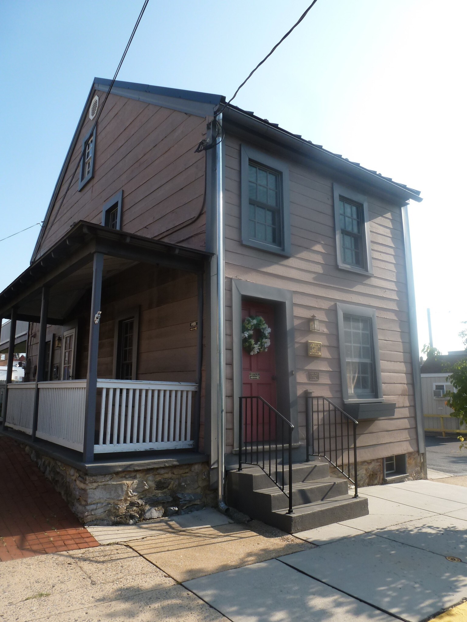 37 E Pomfret St, Carlisle, PA for sale Building Photo- Image 1 of 1