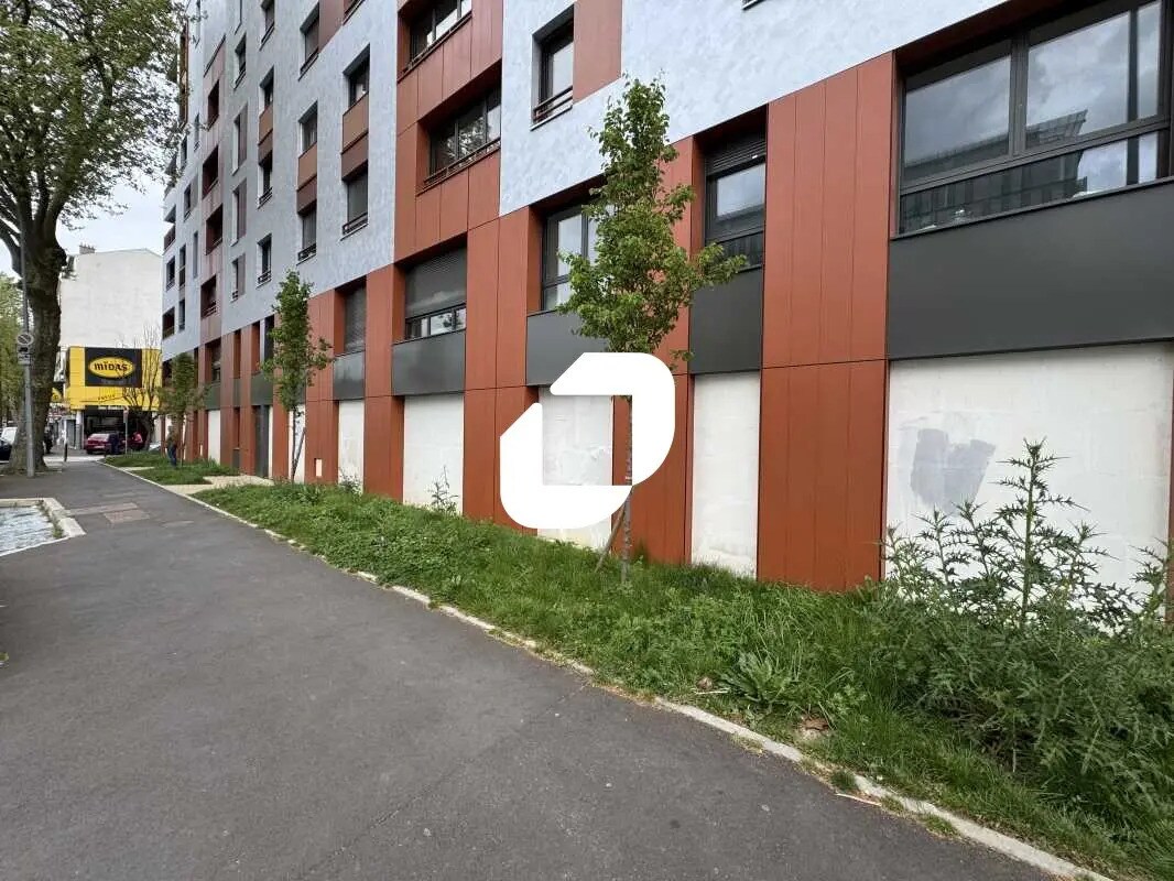 Flex in Cachan for lease Building Photo- Image 1 of 17