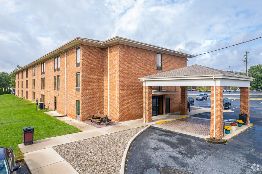 433 Suedberg Rd, Pine Grove, PA for sale - Primary Photo - Image 1 of 1