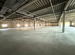 746-756 Ceres Ave, Los Angeles, CA for lease Interior Photo- Image 2 of 14