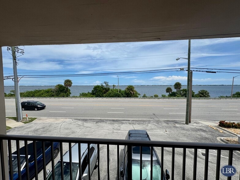 312 S Harbor City Blvd, Melbourne, FL for sale - Building Photo - Image 3 of 9