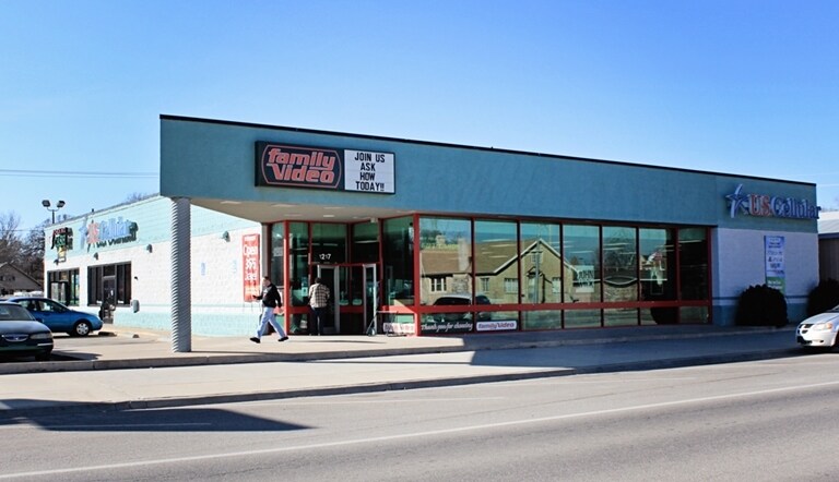 1217 Main St, Winfield, KS for sale Primary Photo- Image 1 of 1