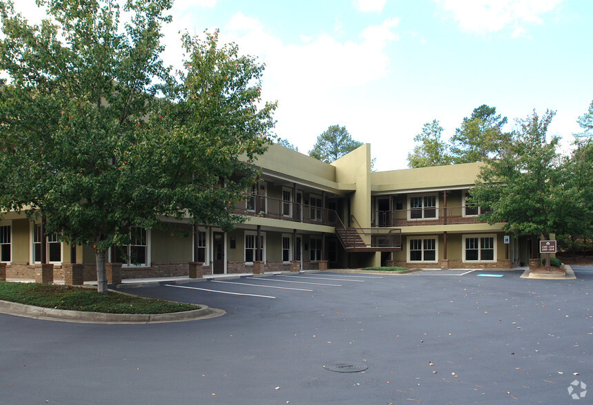 11080 Old Roswell Rd, Alpharetta, GA for lease - Building Photo - Image 3 of 21