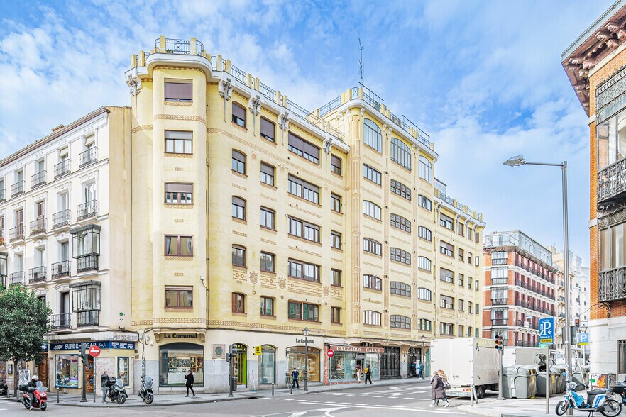 Calle Mejía Lequerica, 1, Madrid, Madrid for sale - Primary Photo - Image 1 of 1