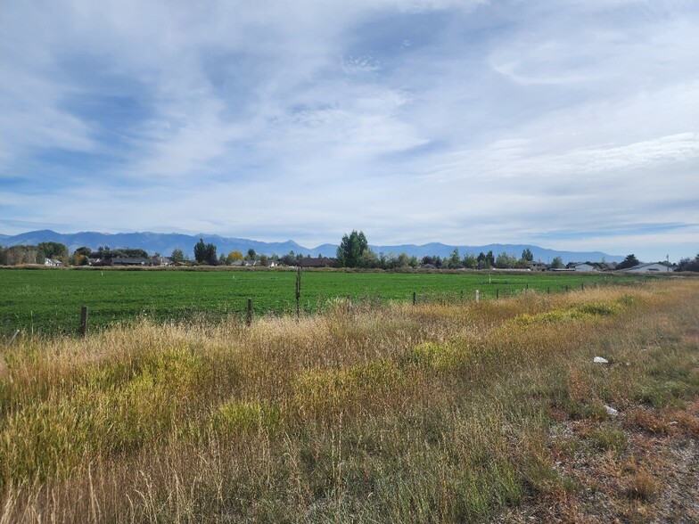 123 Weaver Rd, Belgrade, MT for sale - Building Photo - Image 2 of 7