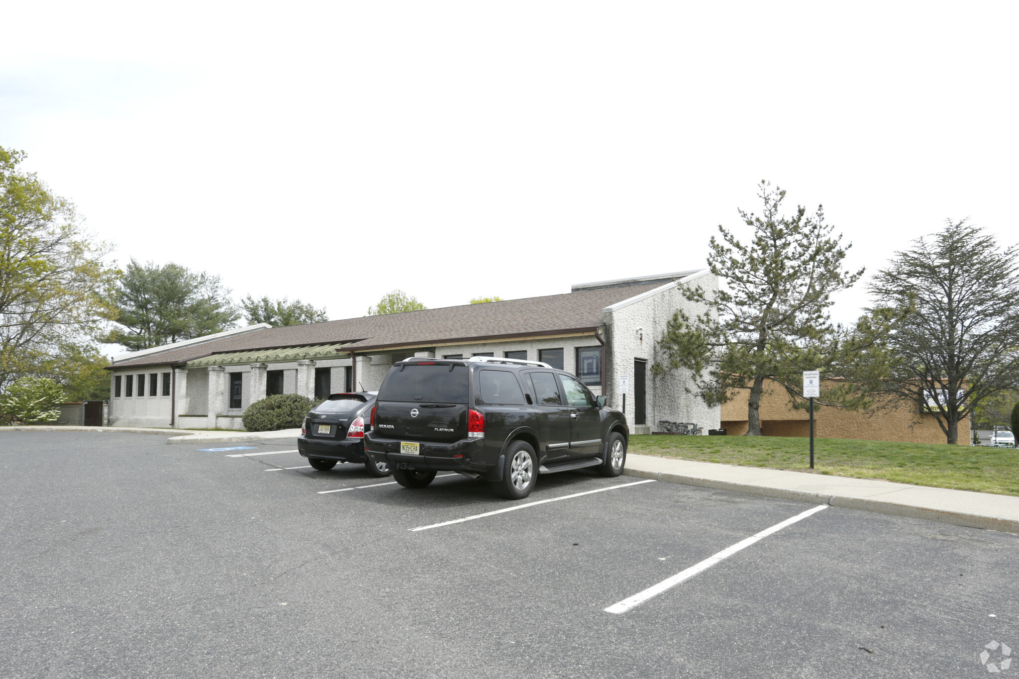 1 Corbett Way, Eatontown, NJ for lease Building Photo- Image 1 of 4