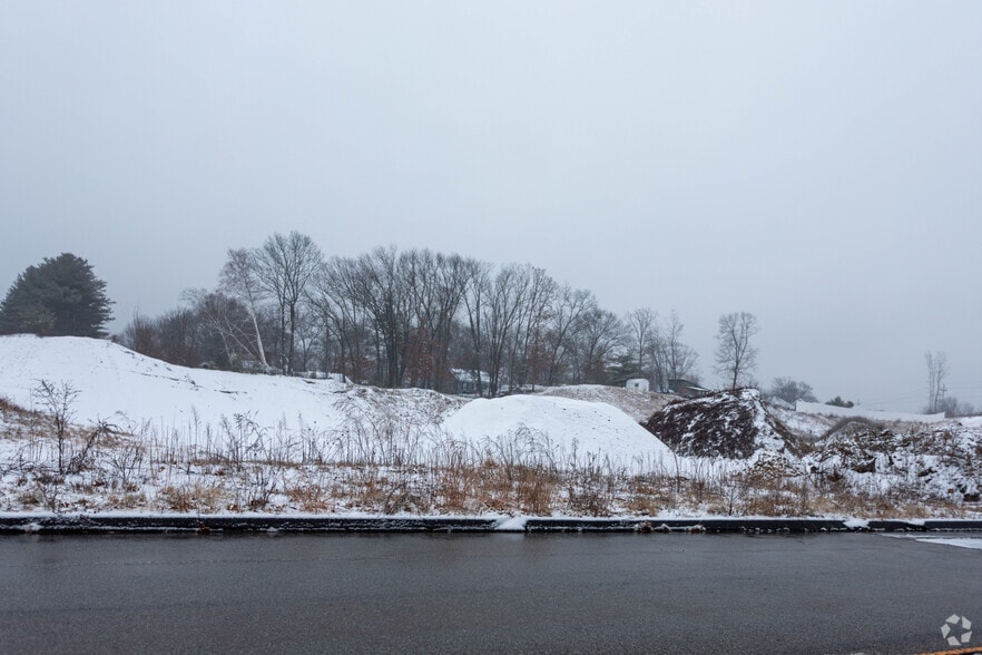 Tanzio Rd, Leominster, MA for lease - Building Photo - Image 2 of 2