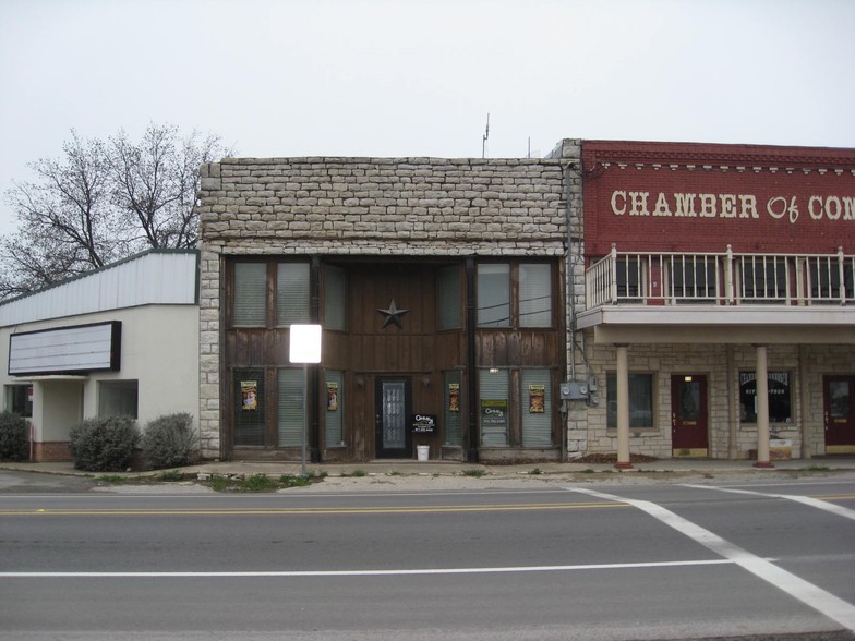 120 S Main St, Springtown, TX for sale - Primary Photo - Image 1 of 1