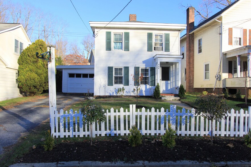 468 N Main St, Brewster Village, NY for sale - Primary Photo - Image 1 of 1