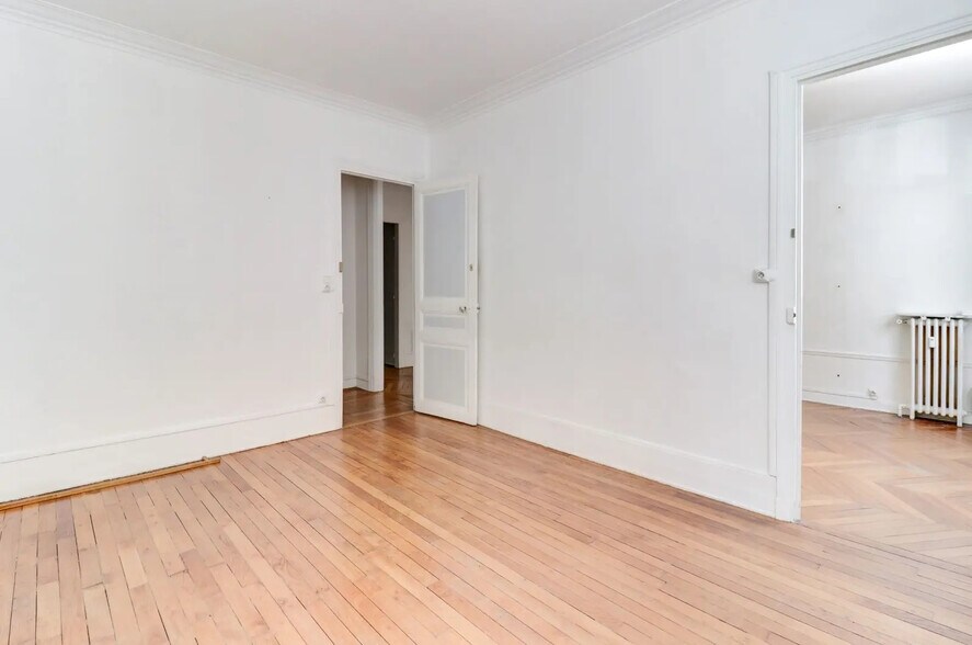 Office in Issy-les-Moulineaux for sale - Interior Photo - Image 3 of 9