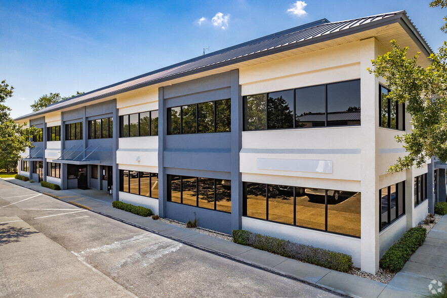 139 S Pebble Beach Blvd, Sun City Center, FL for lease - Building Photo - Image 1 of 11