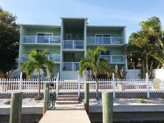 More details for 125 110th Ave, Treasure Island, FL - Multifamily for Sale