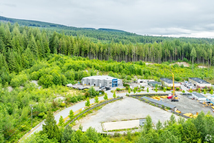 13145 Lilley Dr, Maple Ridge, BC for sale - Building Photo - Image 2 of 2