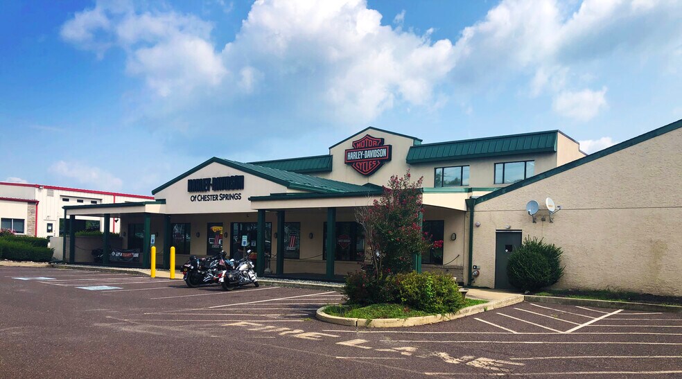 12 Pottstown Pike, Chester Springs, PA 19425