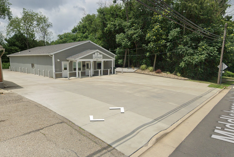 6551 Middlebranch Ave NE, North Canton, OH for lease - Building Photo - Image 3 of 4