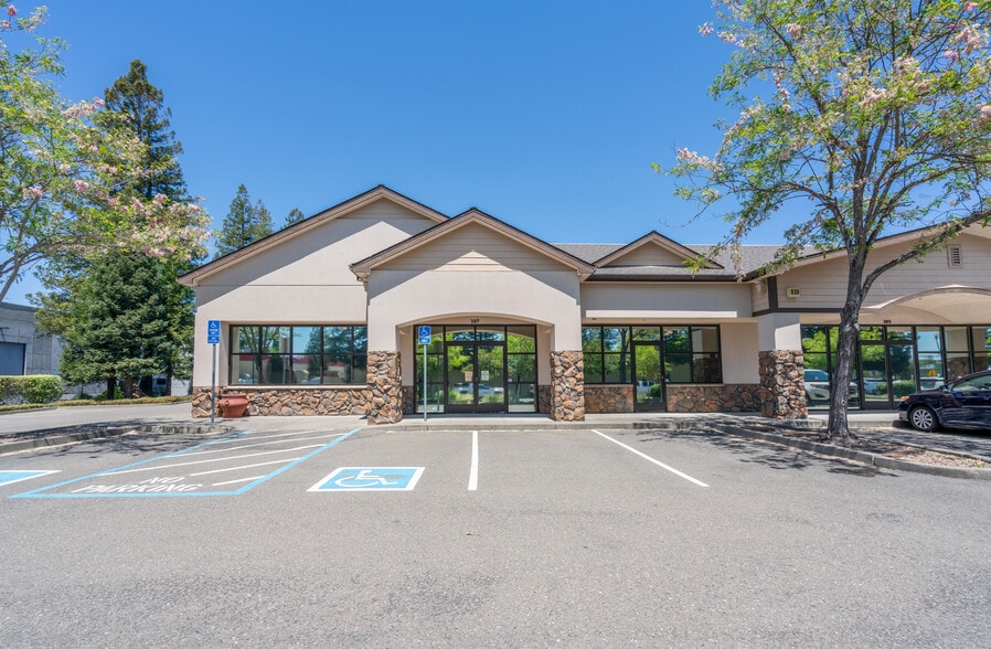 810 Denbeste Ct, Windsor, CA for lease - Building Photo - Image 2 of 32