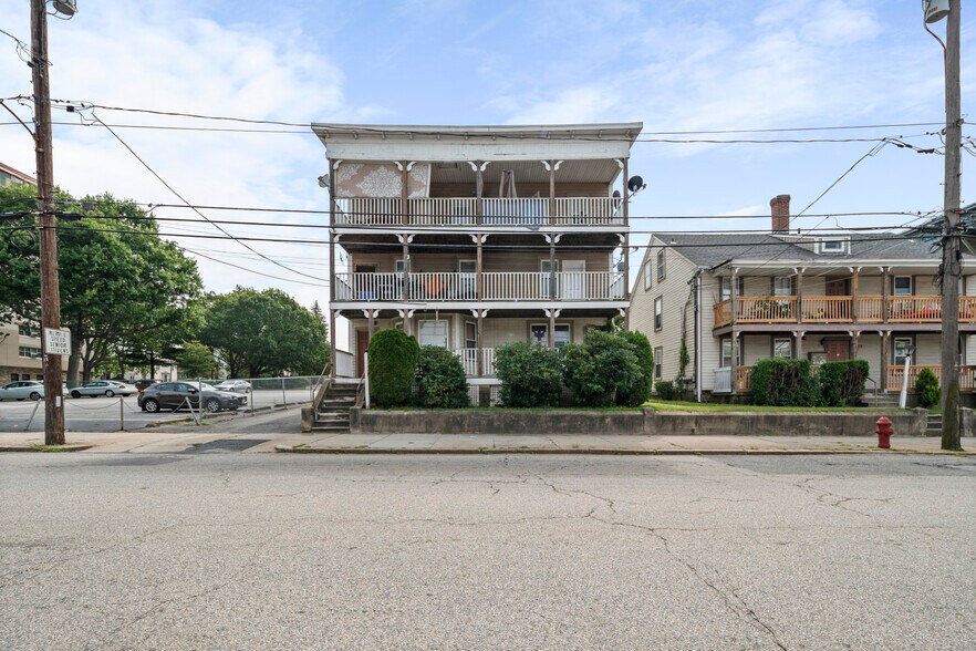 148-158 Front Street, Woonsocket, RI for sale - Primary Photo - Image 1 of 1