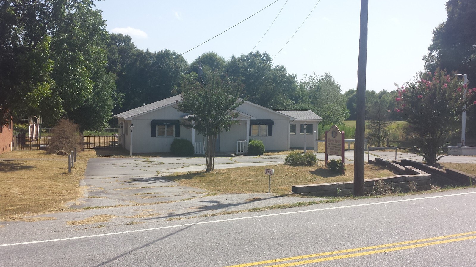 30823084 Old Furnace Rd, Boiling Springs, SC 29316
