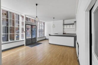 4-6 Hay Ln, Coventry for lease Interior Photo- Image 2 of 4