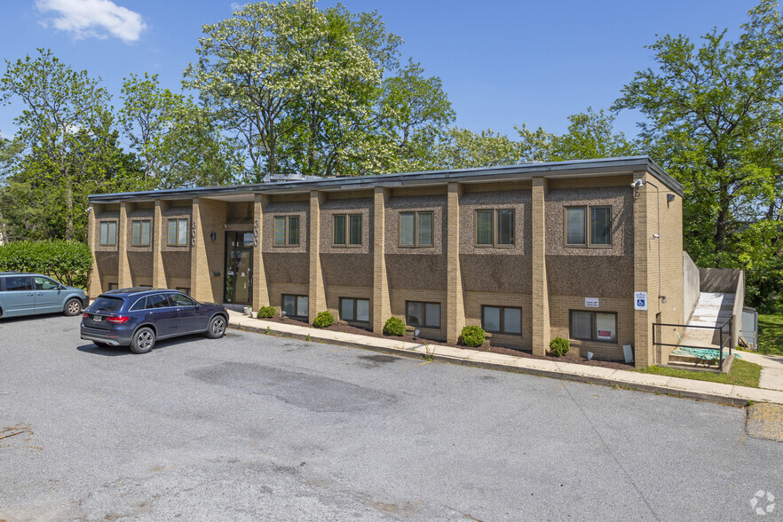 300 Thomas Dr, Laurel, MD for lease - Building Photo - Image 1 of 3